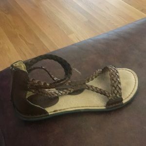 Boc born sandals in brown zip up in back size 7m